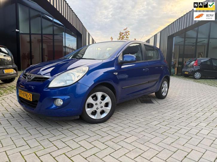 Hyundai I20 1.4i i-Catcher Clima Trekhaak PDC Elek pakket NL, Auto's, Hyundai, Bedrijf, Te koop, i20, ABS, Airbags, Airconditioning