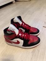 Jordan air 1 mid, Ophalen of Verzenden, Gedragen, Sneakers of Gympen