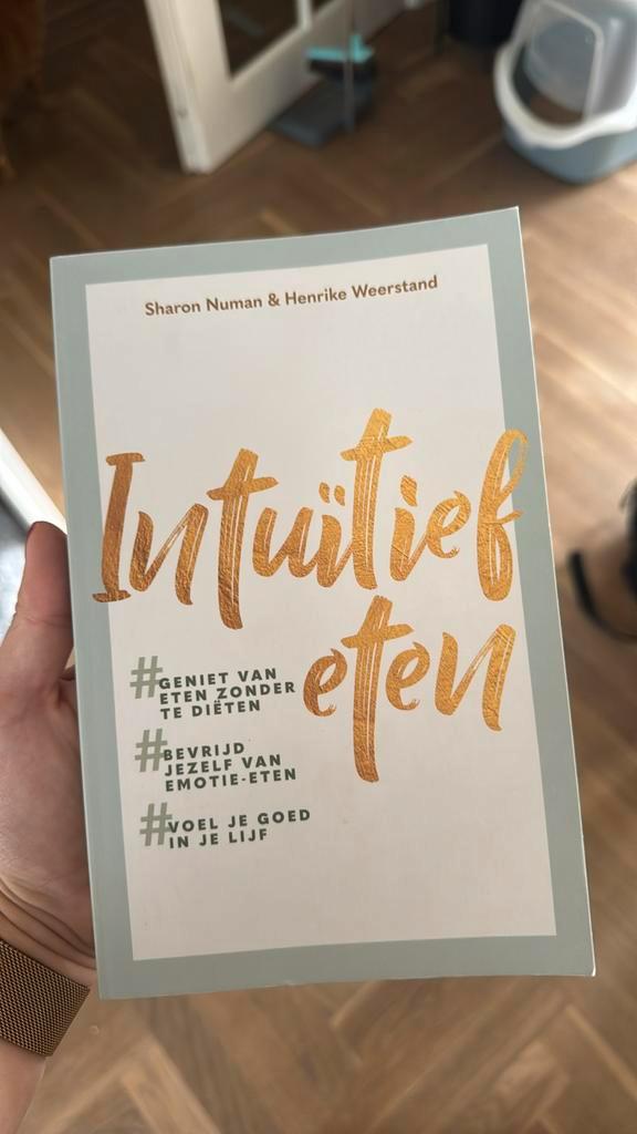 Sharon Numan - Intuïtief eten, Boeken, Gezondheid, Dieet en Voeding, Zo goed als nieuw, Ophalen of Verzenden