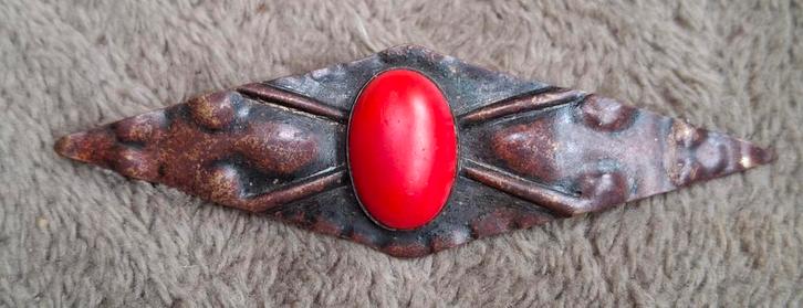 Antieke  broche Amsterdamse school koper met bloedkoraal, Sieraden, Tassen en Uiterlijk, Antieke sieraden, Broche, Overige materialen