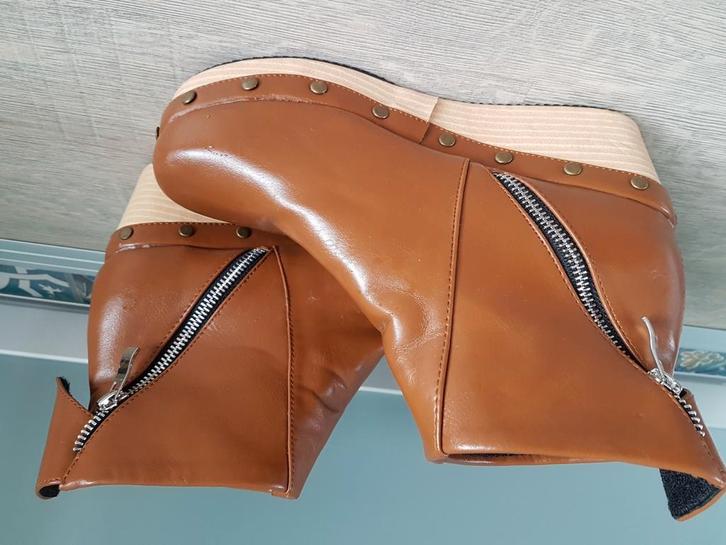 Sleehak bruine laarsjes slee hak laarzen bruin 38 nieuw, Kleding | Dames, Schoenen, Nieuw, Bruin, Ophalen of Verzenden