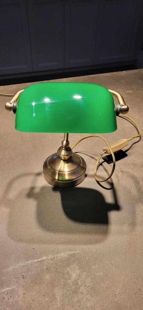 Groene Bureaulamp in Bankiersstijl, Huis en Inrichting, Lampen | Tafellampen, Gebruikt, Minder dan 50 cm, Glas, Metaal, Ophalen of Verzenden
