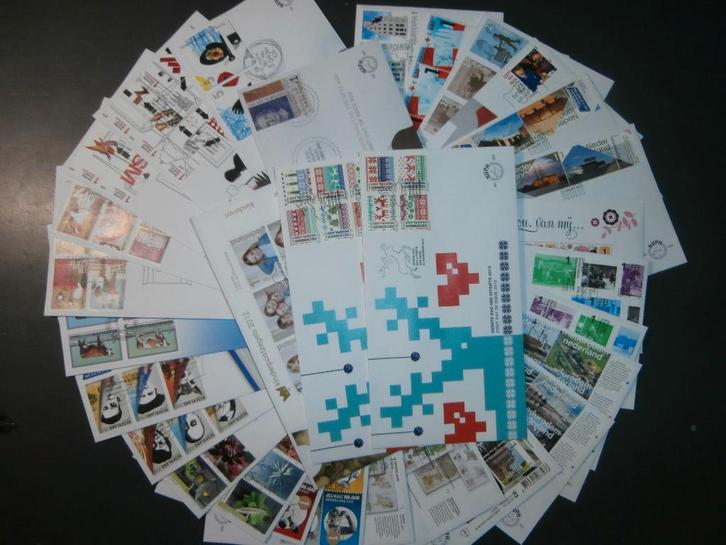 fdc's nederland jaargang  2012, Postzegels en Munten, Postzegels | Eerstedagenveloppen, Onbeschreven, Nederland, Ophalen of Verzenden