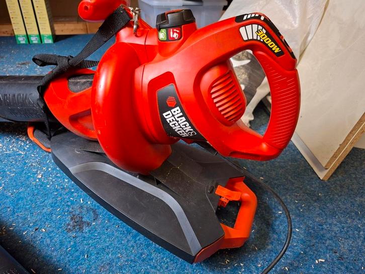 Bladblazer Black & Decker, Tuin en Terras, Bladblazers, Zo goed als nieuw, Elektrisch, Ophalen