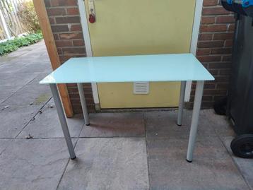 Bureau  beschikbaar voor biedingen