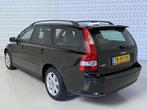 Volvo V50 2.4i AUTOMAAT Summum / INRUIL KOOPJE! (2005), 700 kg, Zwart, 2435 cc, Navigatiesysteem