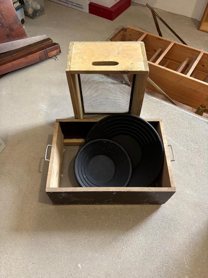 Goud en haaientanden zoeken?, Verzamelen, Mineralen en Fossielen, Overige typen, Ophalen