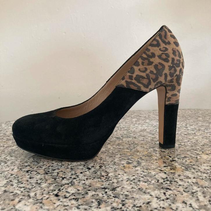 Dungelman Pumps Zwart Suede Panterprint Mt 38, Kleding | Dames, Schoenen, Zo goed als nieuw, Pumps, Zwart, Ophalen of Verzenden