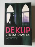 De klip - Linda Davies (grote paperback), Boeken, Gelezen, Ophalen of Verzenden, Linda Davies, Nederland