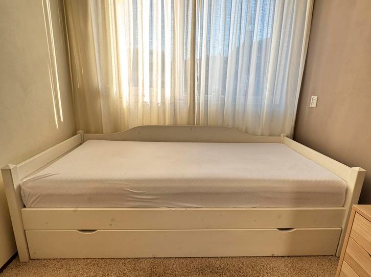 Massief houten eenpersoonsbed met onderbed en Auping bodem, Huis en Inrichting, Slaapkamer | Bedden, Gebruikt, Eenpersoons, 90 cm