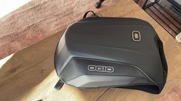 Ogio mach 3 motor rugzak beschikbaar voor biedingen