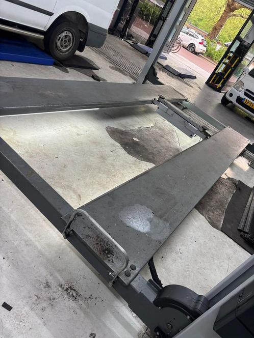 Ravaglioli RAV 4401 4-koloms hefbrug – bouwjaar 2018, Auto diversen, Autogereedschap, Gebruikt, Ophalen