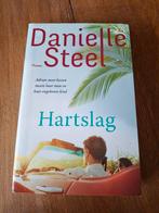 Hartslag - Danielle Steel Roman, Ophalen of Verzenden, Zo goed als nieuw, Danielle Steel