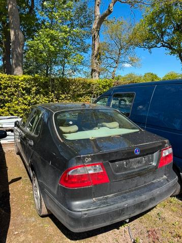 Saab 9-5 in onderdelen  beschikbaar voor biedingen