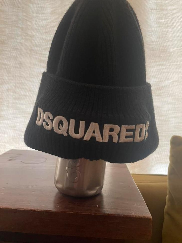 Dsquared2 muts, Kleding | Heren, Mutsen, Sjaals en Handschoenen, Zo goed als nieuw, Muts, Ophalen of Verzenden