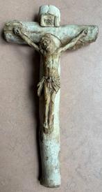 Mooi stenen kruisbeeld uit België, Antiek en Kunst, Ophalen of Verzenden
