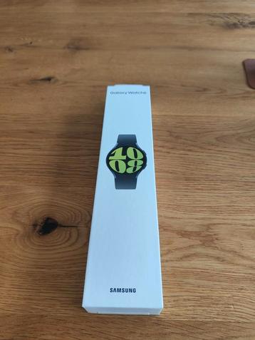 Samsung Galaxy Watch 6  47 mm - Nieuw in doos, ongedragen. beschikbaar voor biedingen