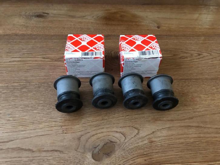 4x FEBI BILSTEIN 26573 Draagarmrubber voor VOLKSWAGEN, Auto-onderdelen, Overige Auto-onderdelen, Nieuw, Ophalen of Verzenden
