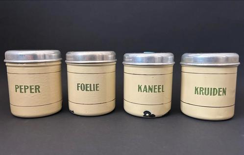 Creme gekleurde Kruiden Busjes met Bies, Antiek en Kunst, Antiek | Emaille, Ophalen of Verzenden