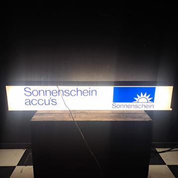 Sonneschein accu's vintage lichtbak  beschikbaar voor biedingen