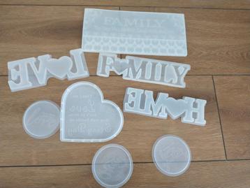 Epoxy resin mallen siliconen family love knutselen  beschikbaar voor biedingen