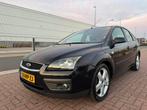 Ford Focus 1.6-16V /Airco/Cruise/Trekhaak/Nieuwe APK, Auto's, 1596 cc, Gebruikt, 4 cilinders, 620 kg