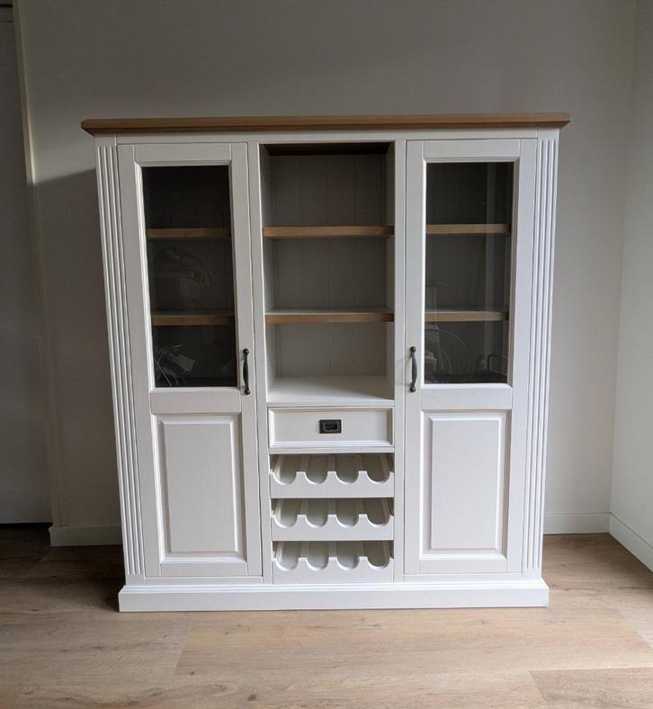 Wijnkast/Buffetkast Wit van XO Interiors - goede staat, Huis en Inrichting, Kasten | Buffetkasten, Gebruikt, 150 tot 200 cm, 150 tot 200 cm