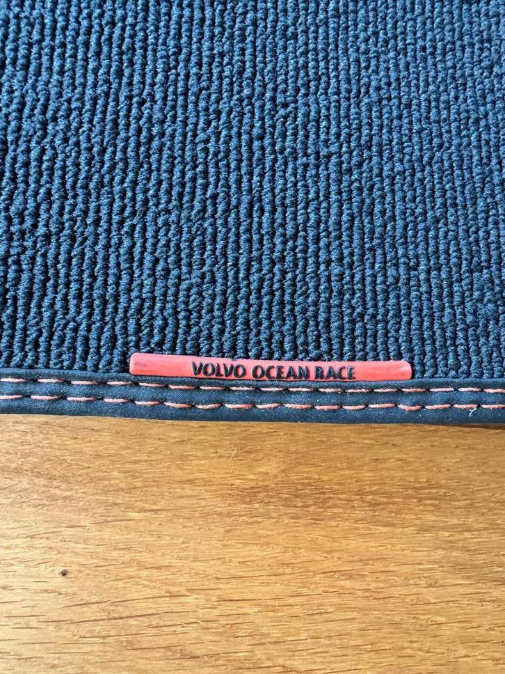 kofferbakmat, Auto diversen, Kofferbakmatten, Zo goed als nieuw, Ophalen