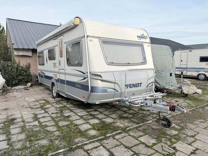 Fendt Topas 510, Caravans en Kamperen, Caravans, Particulier, tot en met 5, 1000 - 1250 kg, Rondzit, Fendt, 2 aparte bedden, 5 tot 6 meter