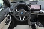 BMW iX1 xDrive30 xLine 67 kWh / Panoramadak / Trekhaak / Spo, Auto's, BMW, Te koop, Panoramadak, Gebruikt, 750 kg