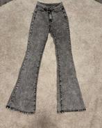 Flare jeans maat M - amper gedragen, Kleding | Heren, Spijkerbroeken en Jeans, Ophalen of Verzenden, Zo goed als nieuw, Grijs