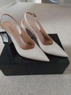 Beige slingbacks Omoda, Kleding | Dames, Schoenen, Ophalen of Verzenden, Nieuw, Beige
