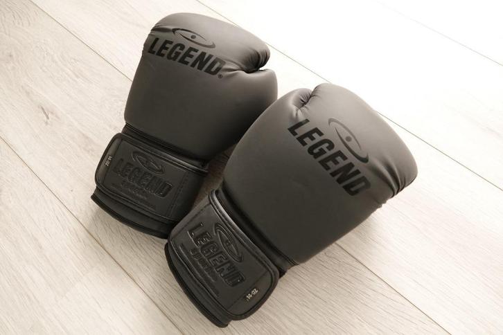 LEGEND Bokshandschoenen , 14 OZ, NIEUW, Sport en Fitness, Boksen, Nieuw, Bokshandschoenen, Verzenden