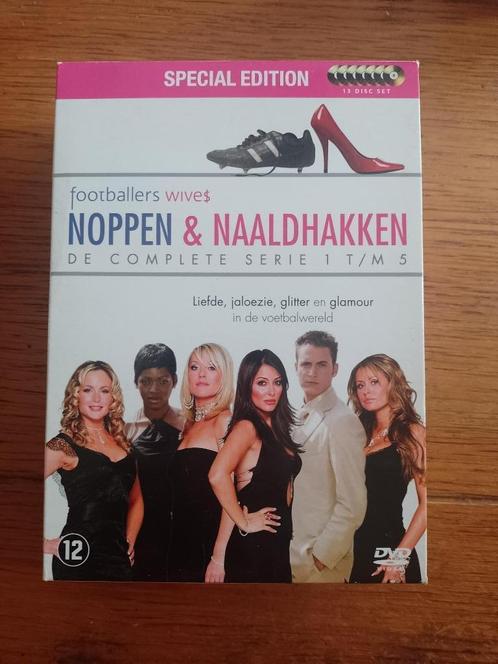 Noppen & Naaldhakken, de complete serie 1 t/m 5 (13 DVD'S), Cd's en Dvd's, Dvd's | Tv en Series, Gebruikt, Boxset, Vanaf 12 jaar
