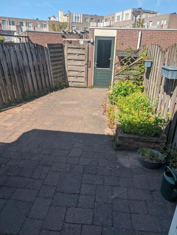 Tuinstenen GRATIS beschikbaar voor biedingen