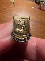 Vintage Leningrad Speldje, Verzamelen, Speldjes, Pins en Buttons, Ophalen of Verzenden, Gebruikt, Stad of Land, Speldje of Pin