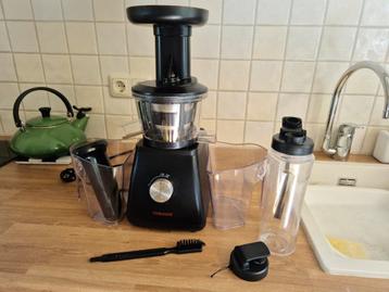 Tomado Slowjuicer - Maak je eigen sap! beschikbaar voor biedingen