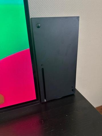 Xbox Series X | 2 Controllers | Racestuur | In Nieuwstaat! beschikbaar voor biedingen