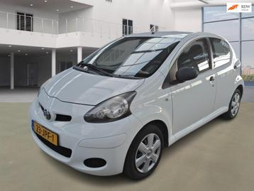 Toyota Aygo 1.0-12V Access APK 08-08-2026 2 X SLEUTELS beschikbaar voor biedingen