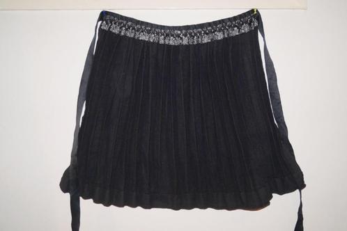 kinderschort met stipwerk, Staphorster klederdracht, Antiek en Kunst, Antiek | Kleding en Accessoires, Ophalen of Verzenden