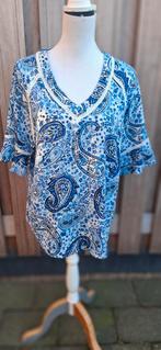 Blauw witte blouse kanten randje M&S, Kleding | Dames, Blouses en Tunieken, Ophalen of Verzenden, Zo goed als nieuw, Blauw