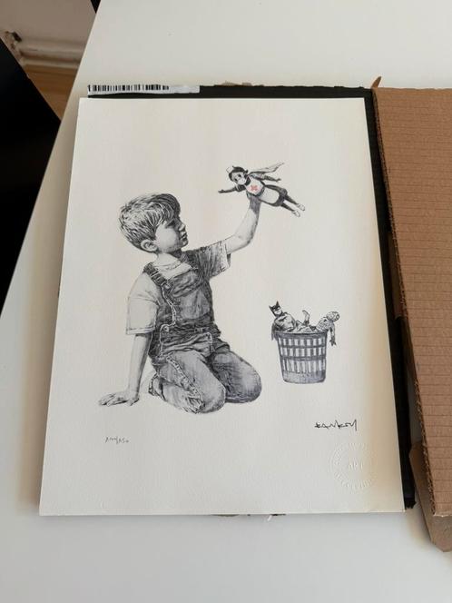 Banksy “Game Changer” lithografie met certificaat, Antiek en Kunst, Kunst | Litho's en Zeefdrukken, Ophalen of Verzenden