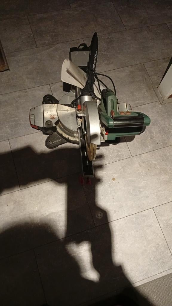 Hout zaag machien, Ophalen of Verzenden, Gebruikt, 1200 watt of meer