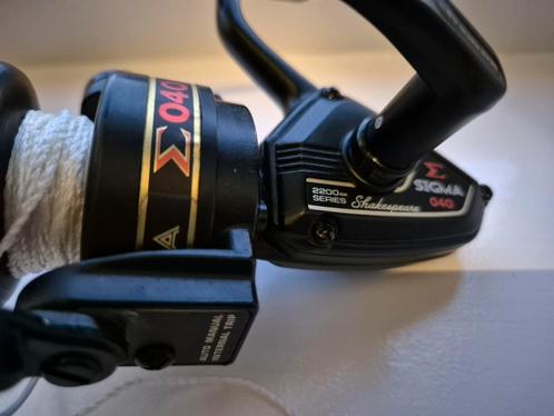 Shakespeare Sigma 2200 040 molen in nieuwstaat!, Watersport en Boten, Hengelsport | Algemeen, Zo goed als nieuw, Molen, Ophalen of Verzenden