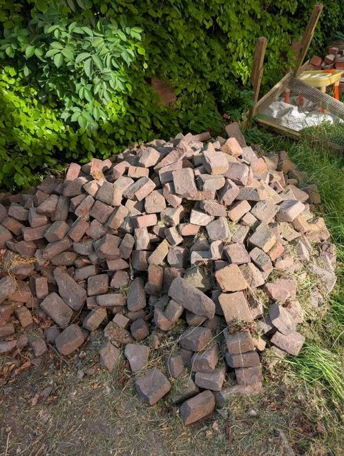 Authentieke oud gebakken waaltjes (halfjes), Tuin en Terras, Tegels en Klinkers, Gebruikt, Overige typen, Overige materialen, 5 tot 10 m²