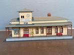 Pola 551 station voor de treinbaan H0, Hobby en Vrije tijd, Modeltreinen | H0, Overige merken, Gebruikt, Gelijkstroom of Wisselstroom