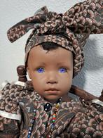 Porseleinen Pop met Stoel - 50cm, Antiek en Kunst, Antiek | Speelgoed, Ophalen of Verzenden