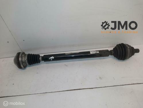 Aandrijfas rechtsvoor  Seat Leon 5F   2013-   5Q0407272CG, Auto-onderdelen, Remmen en Aandrijving, Seat, Gebruikt, Ophalen of Verzenden
