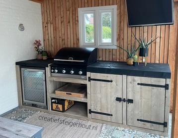 Houten buitenkeuken gas bbq koelkast mancave steigerhout


 beschikbaar voor biedingen