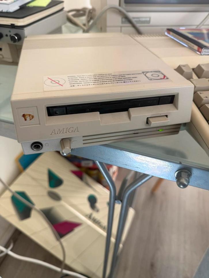 Commodore A570 CD-ROM drive voor Amiga 500 (Defect), Computers en Software, Vintage Computers, Ophalen of Verzenden
